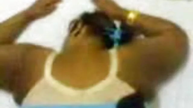 قليلا بالإصبع الحمار والكثير من افلام سكس اجنبى اخوات الداعر الحمار