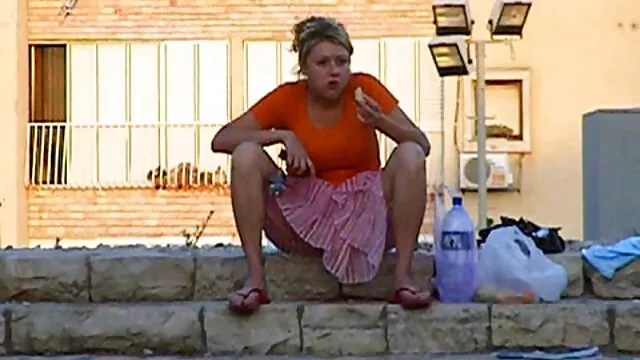 صغير أنجيلا مص الديك الرطب والحصول سكس اجنبي اخوات مترجم على مارس الجنس في الحمام