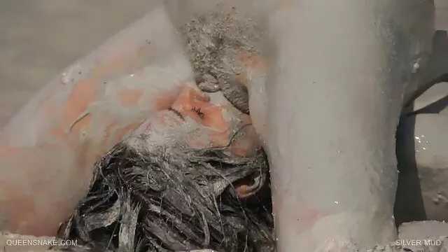 فتاة سمراء الساخنة الملاعين افلام سكس مترجم اخوان في الحديقة