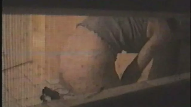 آلهة الجنس الأبنوس لها رجل سكس اخوان مترجم عند قدميها