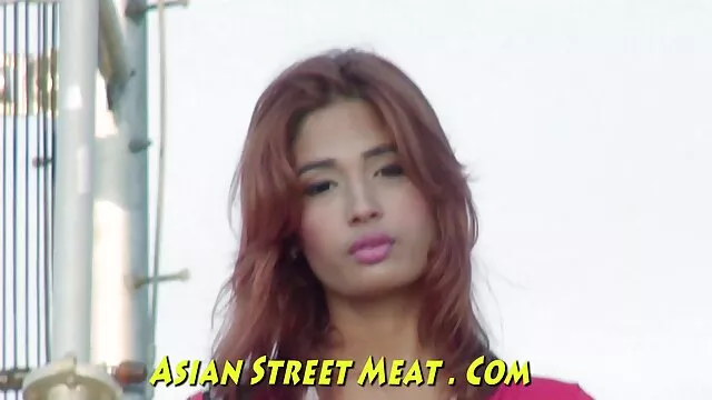 Wannabe مترجم سكس اخوات الشقراء يجعل POV انقسام أثناء الصب