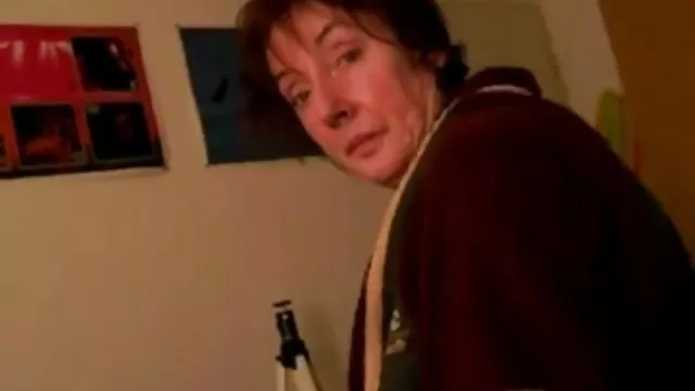 مشهد بوف افلام سكس اخوات كاملة مع إيلينا ، امرأة سمراء طبيعية تمامًا