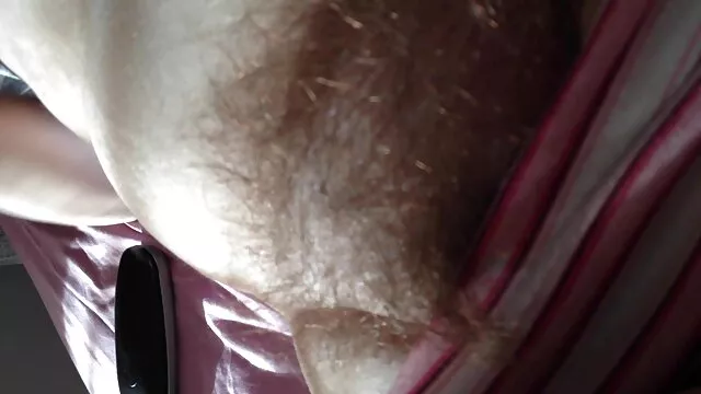 يذهب الأصدقاء السحاقيات في رحلة ساخنة لتناول الطعام سكس اخوات اجنبي مترجم في الريف
