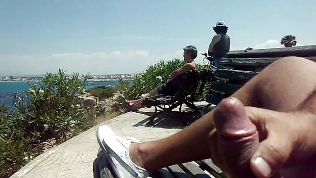تصبح دردشة الفيديو حول الزنا سكس اخوات اجنبي مترجم جنسًا IRL