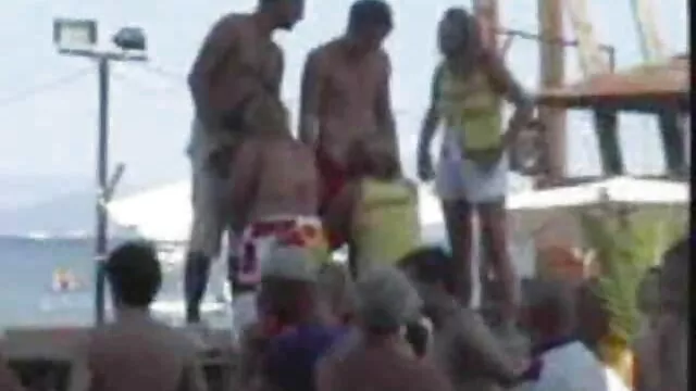 عيد سكس اخوات مترجم جديد القديسة باتي - لمفاجأة رجل إيرلندي