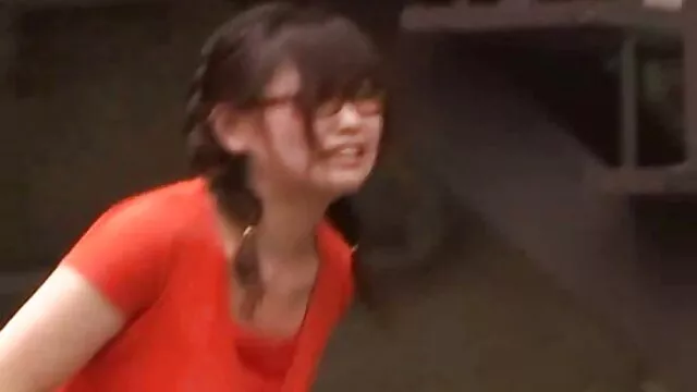 Lola سكس اخوات مترجم عربي هي فيلا صيفية في ButtRidr