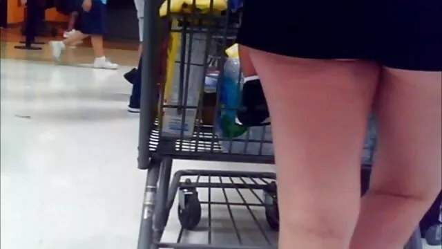 GF يلف نفسه سكس اخوات محارم مترجم في أفضل هدية على الإطلاق!