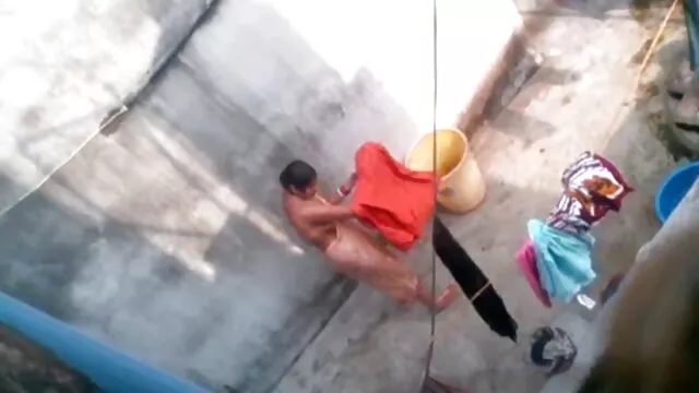 نانسي الشقراء النحيلة افلام سكس اخوات مترجم عربي تستعرض وتدها الجميل المشذب