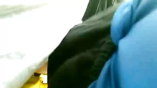 دومينا الآسيوية متعرج يلعب سكسي خوات مترجم مع لعبة ولدها