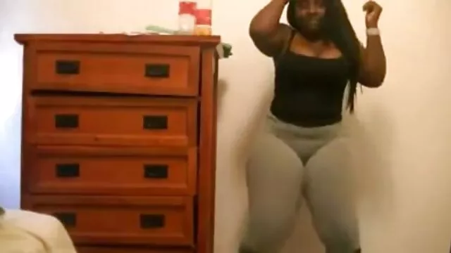 ربة منزل خائنة تحصل على ديك سكس اخوات مترجم رومي مليء بعيد الشكر