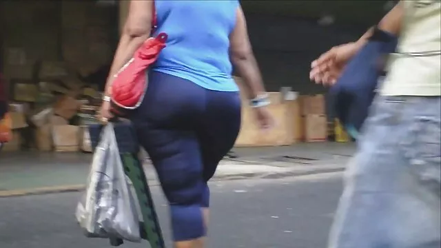 الجبهة سكس اخوات مدبلج كوغار يحب كبيرة