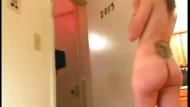 يلعب Busty Blake سكس اخوان مترجم Blossom دور BJ الرائد من التيتانيوم